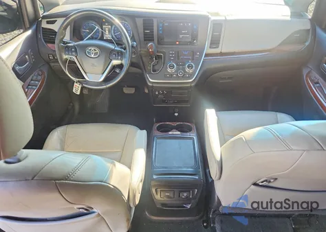 2015 Toyota Sienna Xle z USA, uszkodzony, nr VIN 5TDDK3DC8FS113010